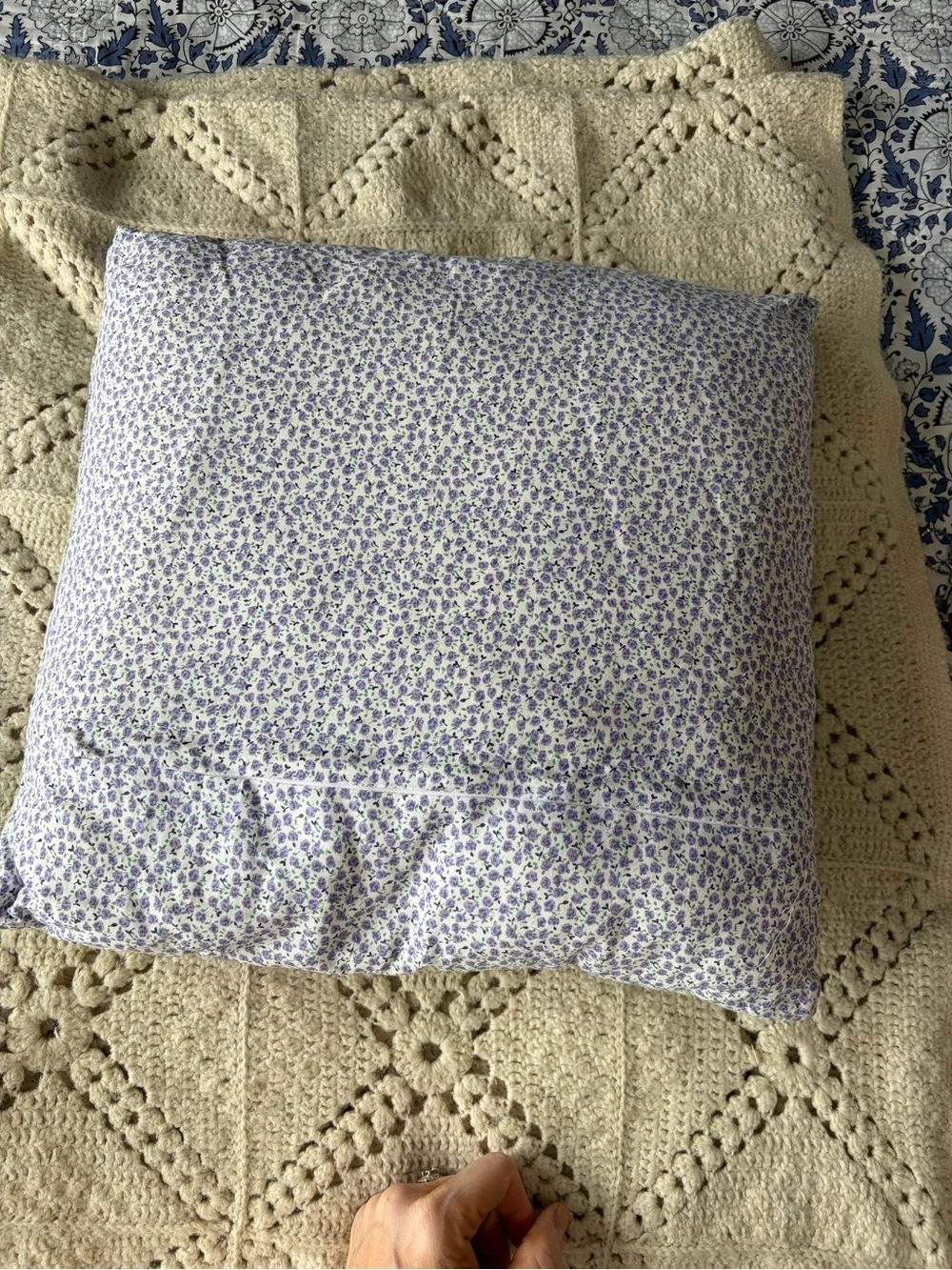 Handmade quilted Patchwork Throw Pillow - Green, Lavender, White